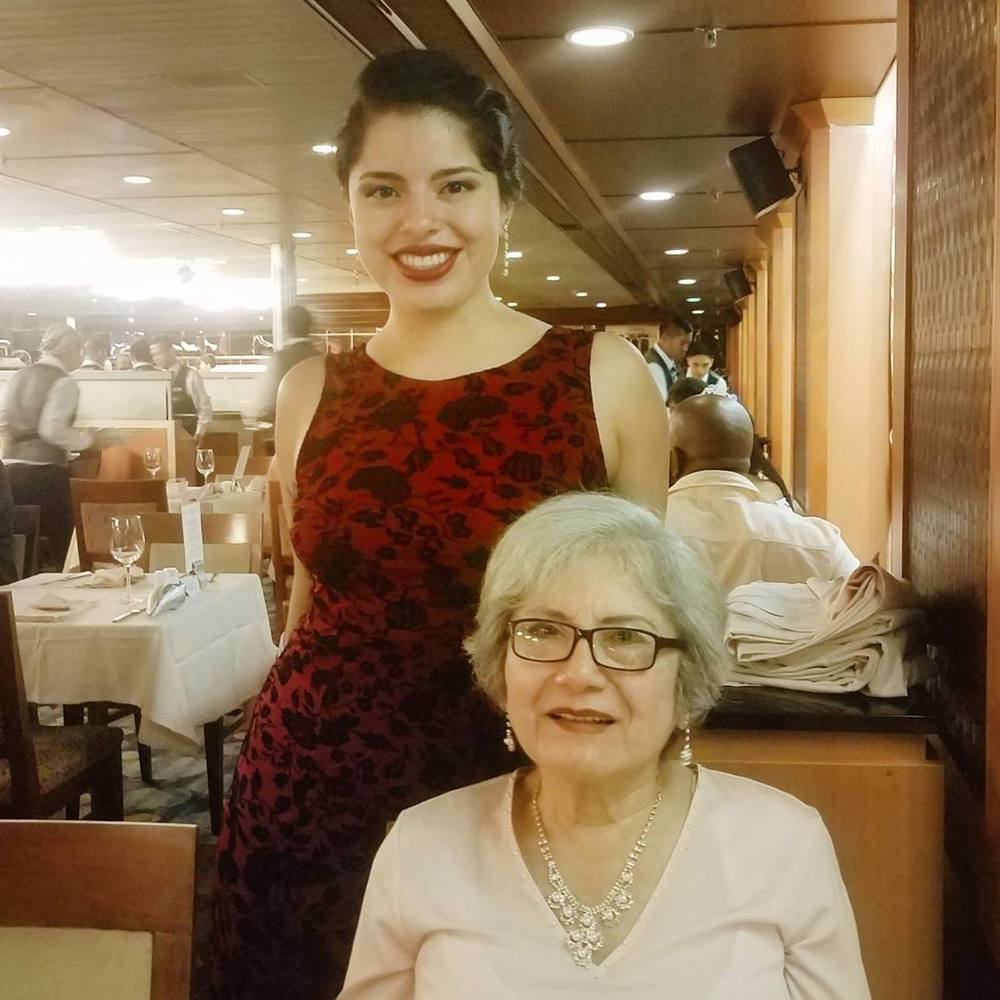 Meet your Posher, Becki